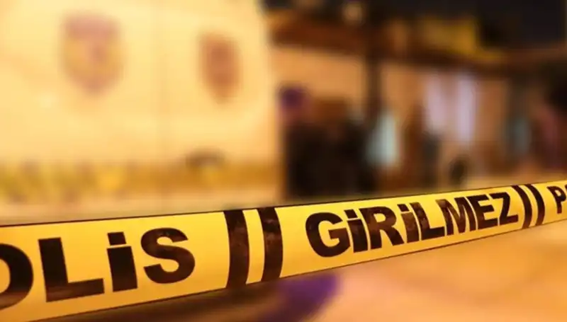 İzmir'de Aile İçi Kavga: 1 Çocuk 4 Kişi Ağır Yaralı!