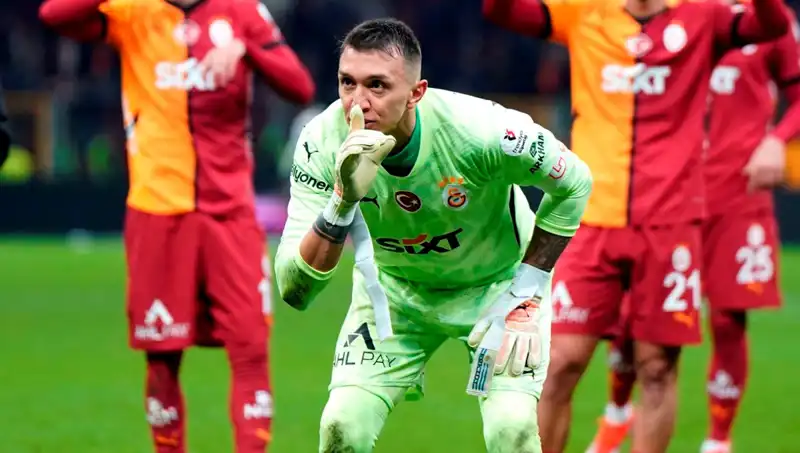 Muslera'nın Yerini Alacak İsim Belli Oldu! Taraftarlar Şaşkın!