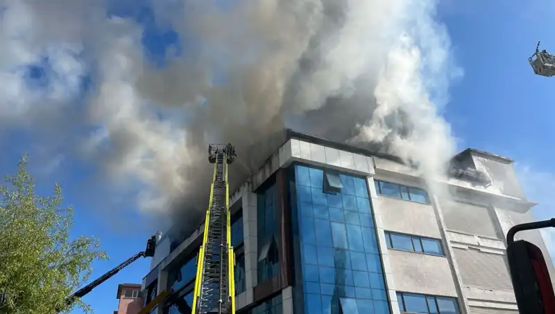 Esenyurt'ta Tekstil Atölyesinde Yangın: Yangının Sebebi ve Sonrası