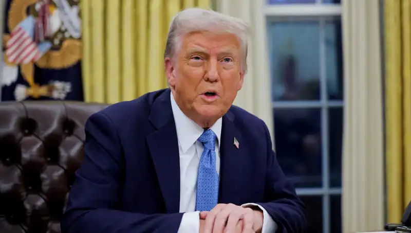 Trump'tan Çarpıcı Açıklama: İran'dan Petrol Alan Ülkelere Yaptırım Geldi!