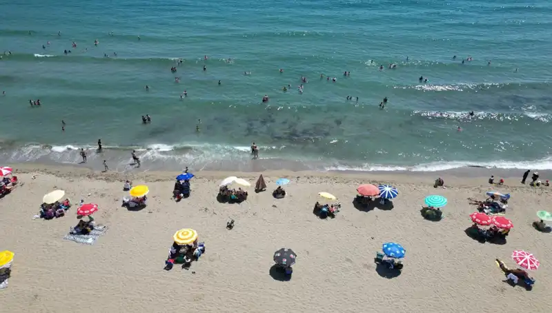 Tekirdağ’da Sıcak Hava Dalgası, Plajları Doldurdu!