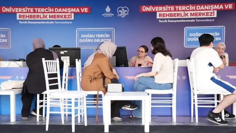 İstanbul'a 24 Yeni Tercih Danışma Merkezi: Geleceğinizi Şekillendirin