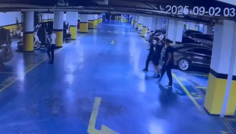 İzmir'de Kaçırılan Tekstilci İş İnsanı: Fidye İle Bağcılar'daki İzler
