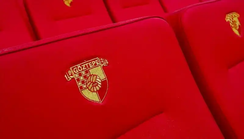 Göztepe'den Dikkat Çekici Transfer Hamlesi: Junior Olaitan Anlaşması