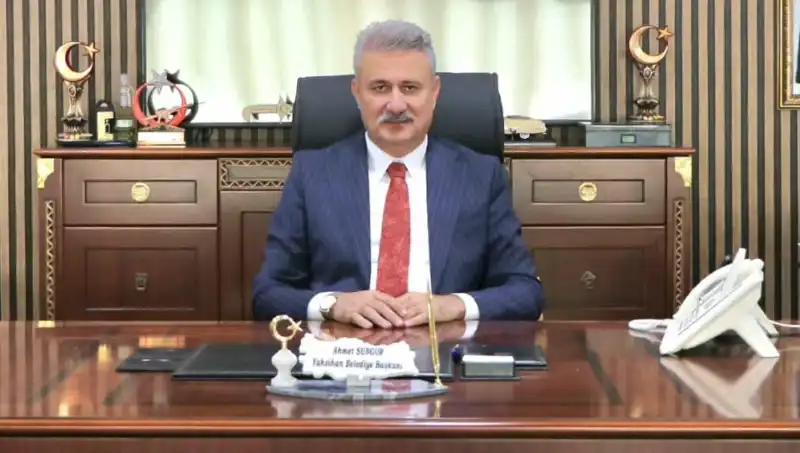 Yahşihan Belediye Başkanı Ahmet Sungur Gözaltına Alındı: AK Parti'den İlk Tepki Geldi