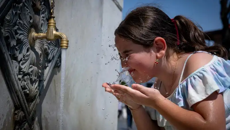 Türkiye’de Sıcaklık Rekorları: 16 Şehirde 40 Dereceyi Aştı!