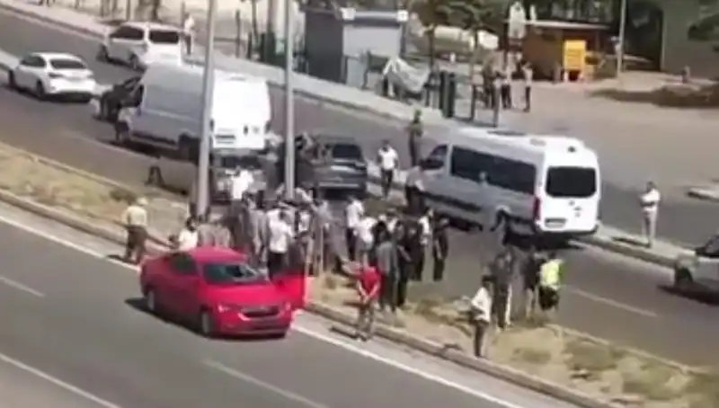 Yayaya Çarpan Otomobil Kazası: Son Dakika Gelişmeleri