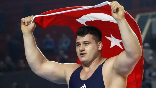 Rıza Kayaalp'e Şok Cezası: 4 Yıl Men Verildi!