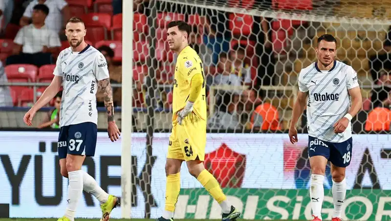 Fenerbahçe'nin Çöküşü: 27 Mayıs 2025 Spor Manşetleriyle Sarsıldı