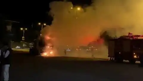 Zonguldak'ta Seyir Halindeki TIR Korkutan Yangın İle Alev Alev Yandı