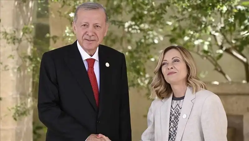 Akdeniz Zirvesi İstanbul'da: Erdoğan, İtalya ve Libya Başbakanlarıyla Buluşuyor