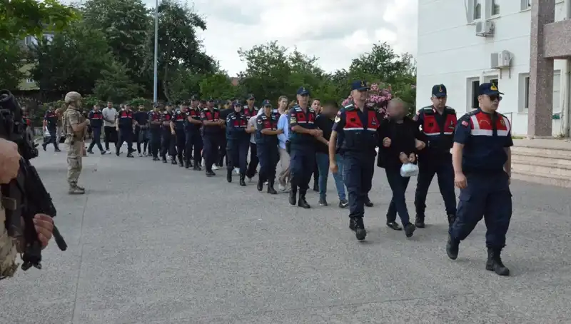 Hacizli Araçları Yeniden Tasarlayıp Satmak: Dolandırıcılık Ağı Ortaya Çıktı