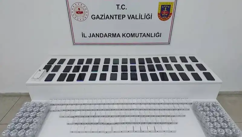 Gaziantep’te 1,3 Milyon TL Değerinde Kaçak Telefon Operasyonu