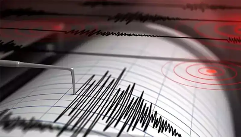Datça'da 4,4 Büyüklüğündeki Deprem Endişe Yarattı: Detaylar Burada!