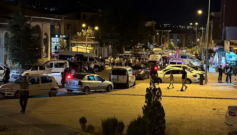 İki Aile Arasında Patlak Veren Kavga: 4 Yaralı ve Olayın Ardındaki Gerçekler